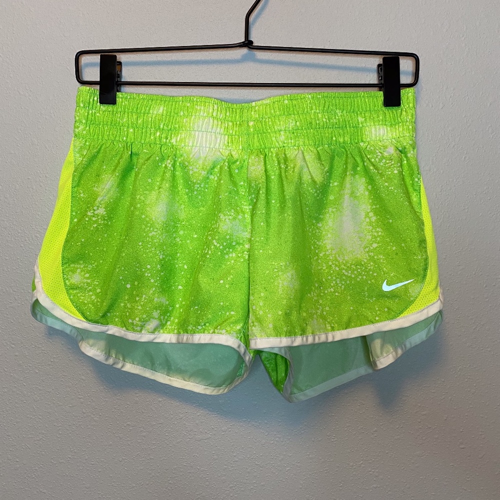 Nike Women's DRI-FIT Running Shorts M Lime Green